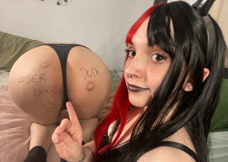 Youkittenmepremium