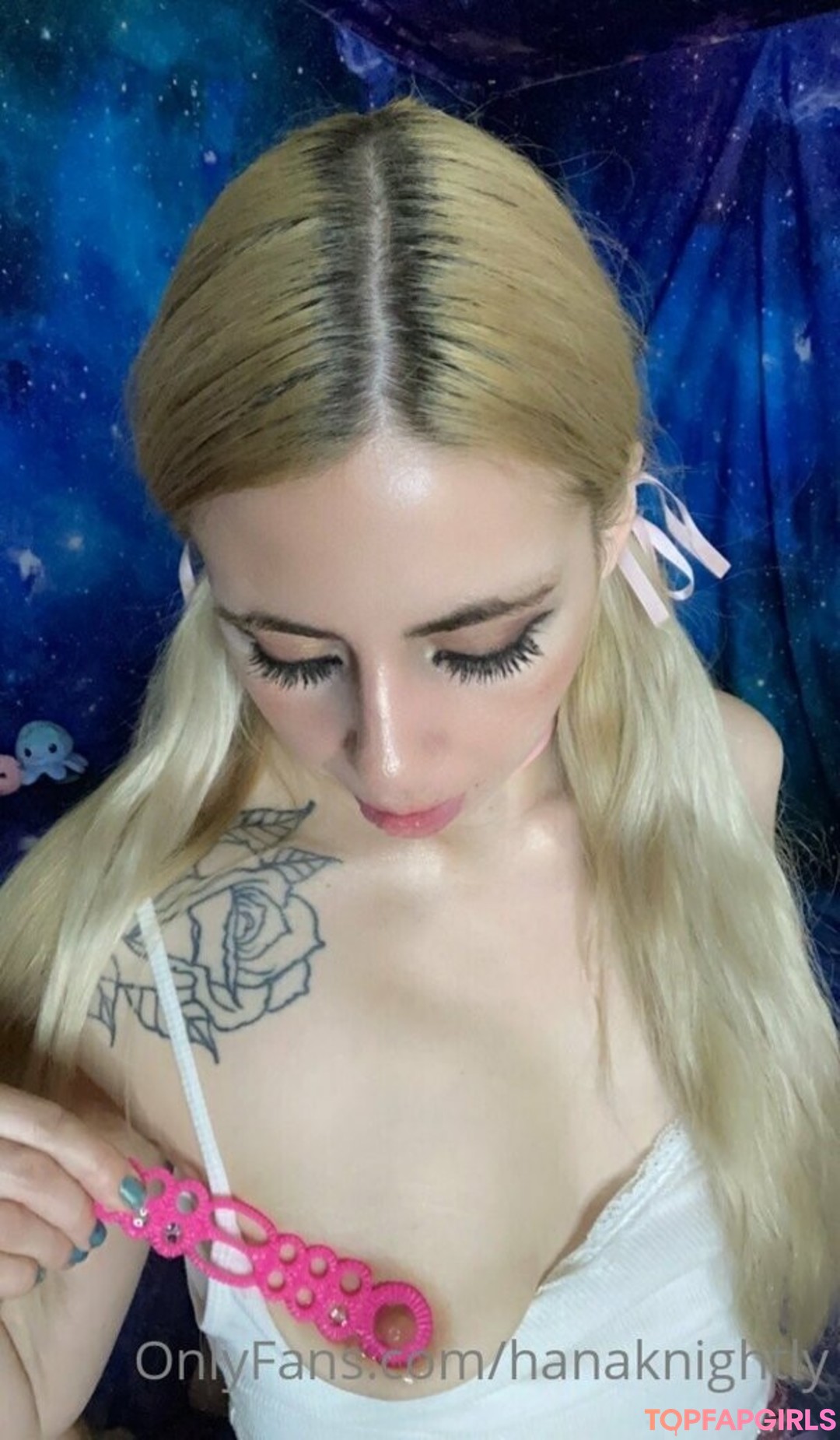 Foto desnuda filtrada de OnlyFans de Hanaknightly #34 Foto desnuda filtrada de OnlyFans de Hanaknightly #34
