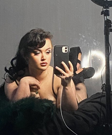 Foto desnuda filtrada de OnlyFans de Mechedaily