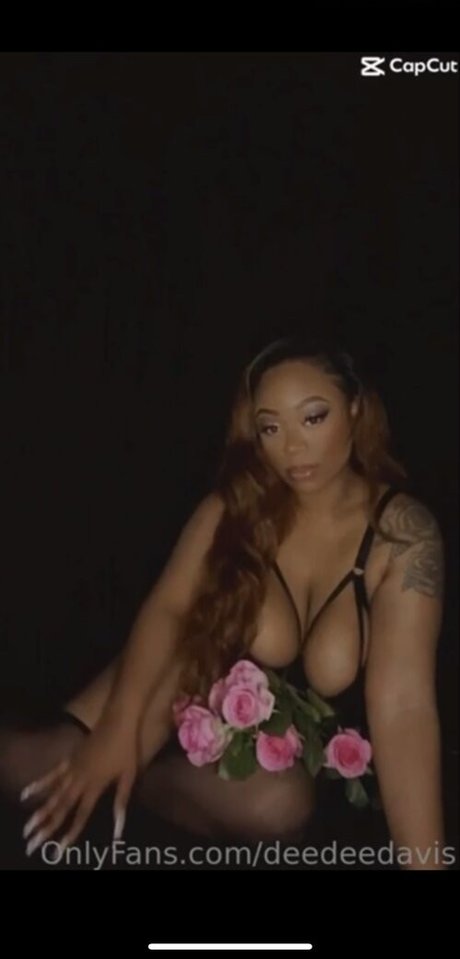 Foto desnuda filtrada de OnlyFans de Dee Dee Davis