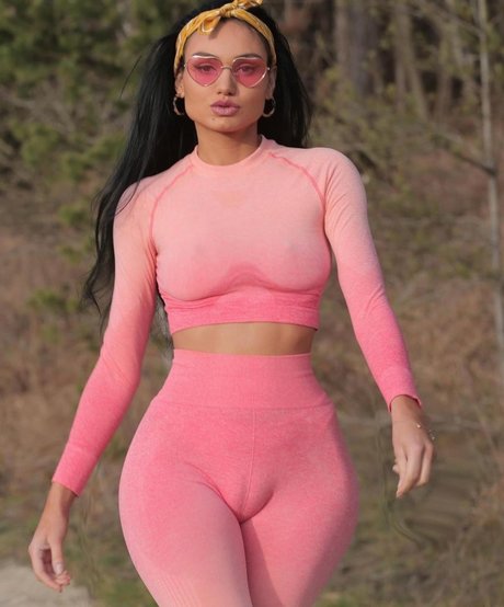 Carinnha White