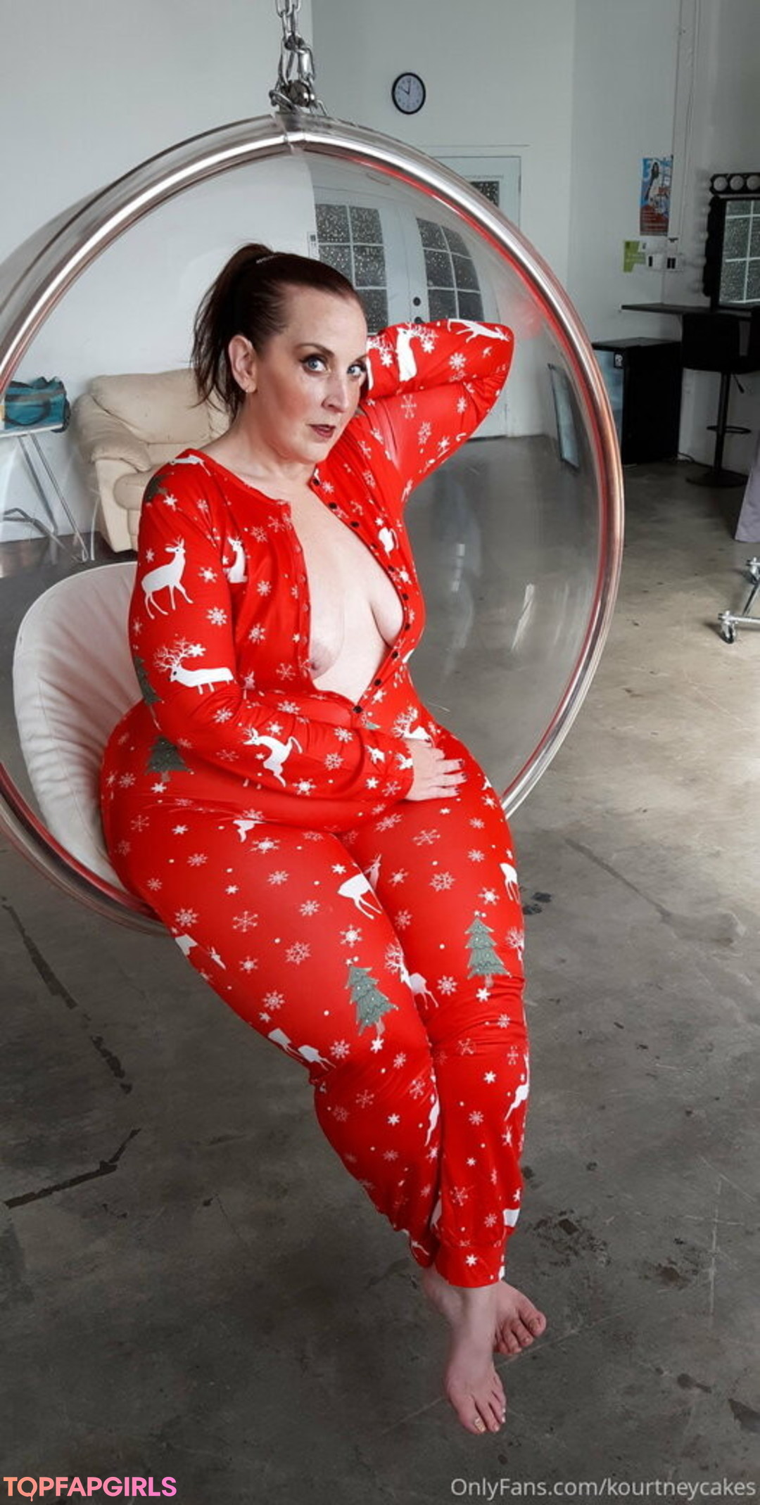 Foto desnuda filtrada de OnlyFans de Kourtneycakes #446 Foto desnuda filtrada de OnlyFans de Kourtneycakes #446