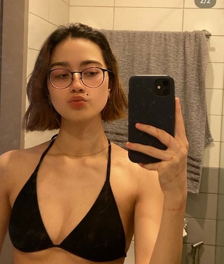 Foto desnuda filtrada de OnlyFans de Alexiasav