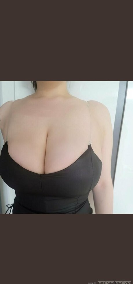 Foto desnuda filtrada de OnlyFans de Maskkim