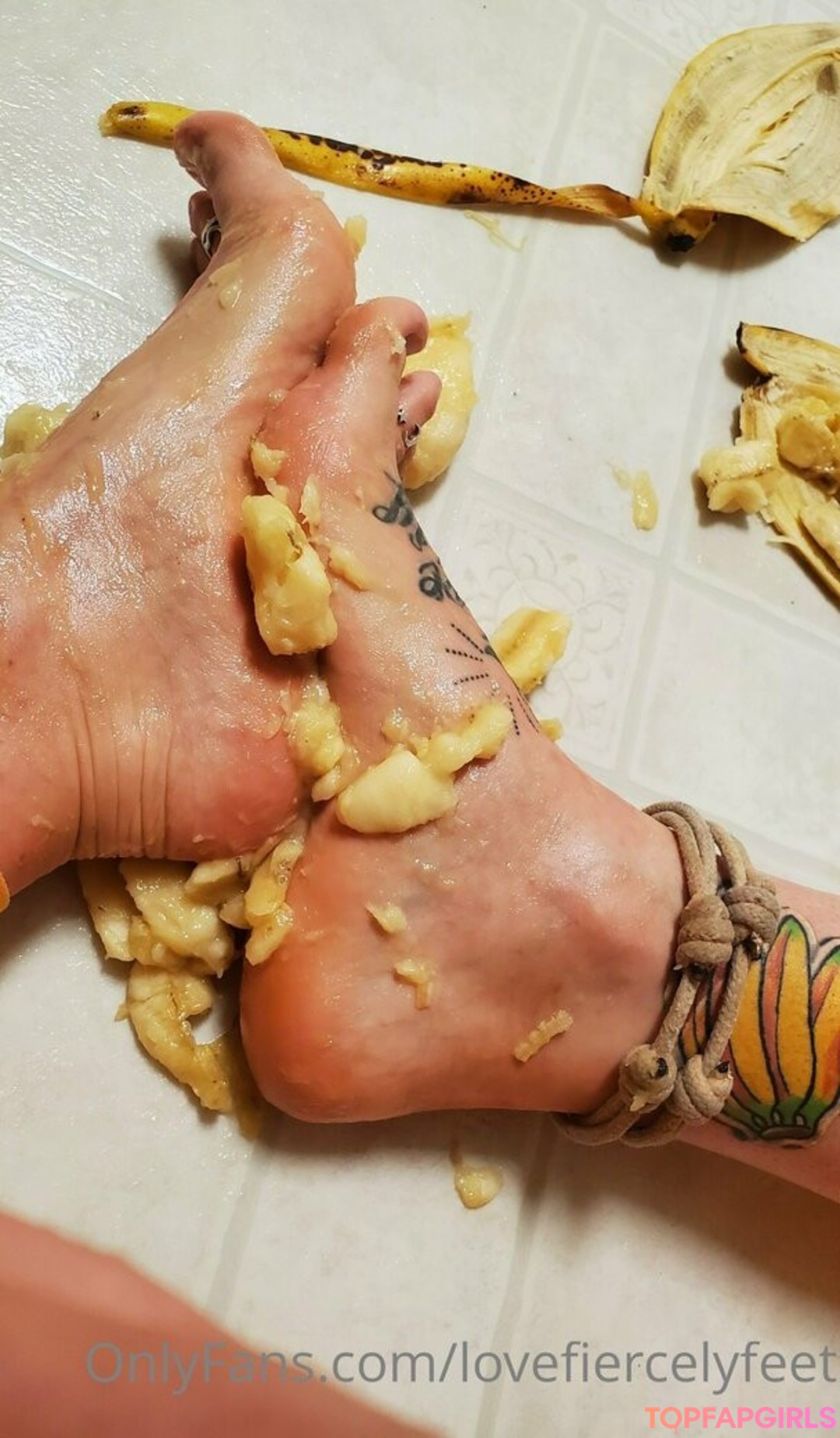 Foto desnuda filtrada de OnlyFans de Lovefiercelyfeet #30 Foto desnuda filtrada de OnlyFans de Lovefiercelyfeet #30