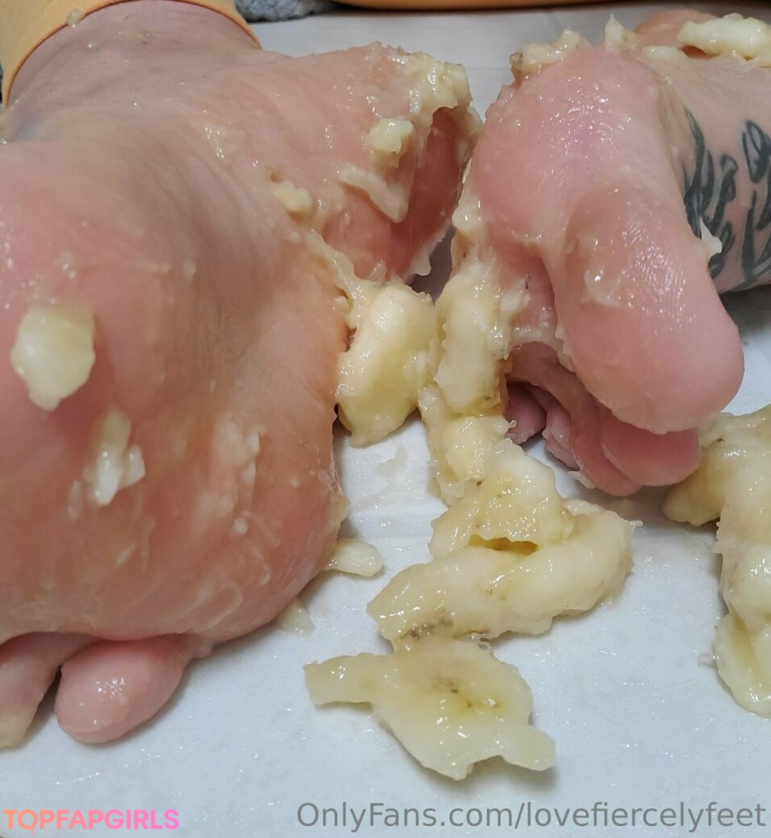 Foto desnuda filtrada de OnlyFans de Lovefiercelyfeet #35 Foto desnuda filtrada de OnlyFans de Lovefiercelyfeet #35