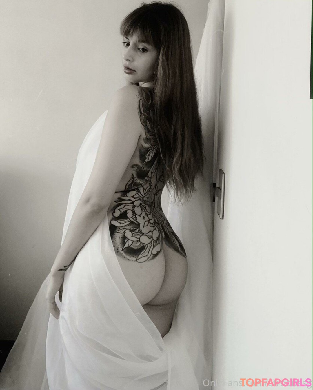 Foto desnuda filtrada de OnlyFans de Dea Afrodite #103 Foto desnuda filtrada de OnlyFans de Dea Afrodite #103