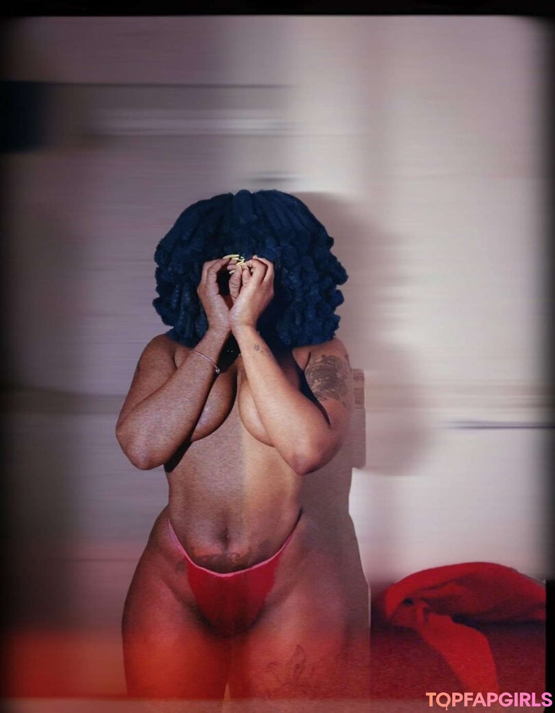 Foto desnuda filtrada de OnlyFans de Moonchild Sanelly #2 Foto desnuda filtrada de OnlyFans de Moonchild Sanelly #2
