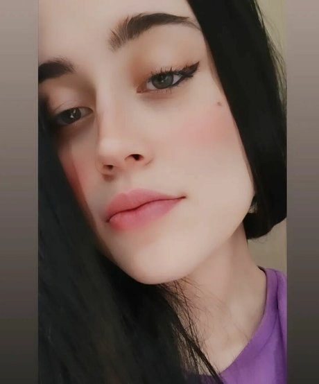 Foto desnuda filtrada de OnlyFans de Nina Asmr