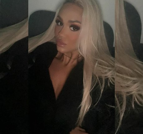 Adinaa99