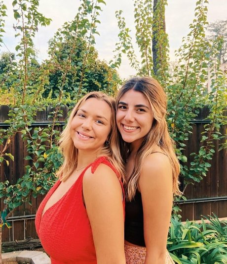 Julia G