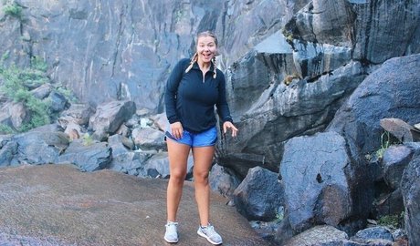 Julia G