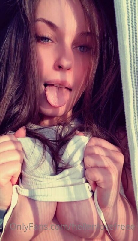 Hellenlovefreee