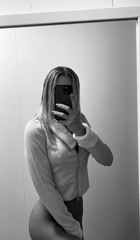 Foto desnuda filtrada de OnlyFans de Isabel Ditlevsen