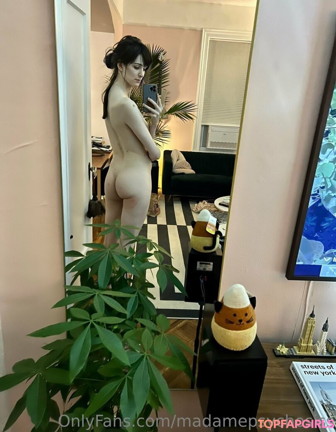 Foto desnuda filtrada de OnlyFans de Madamepsychosiss #41 Foto desnuda filtrada de OnlyFans de Madamepsychosiss #41