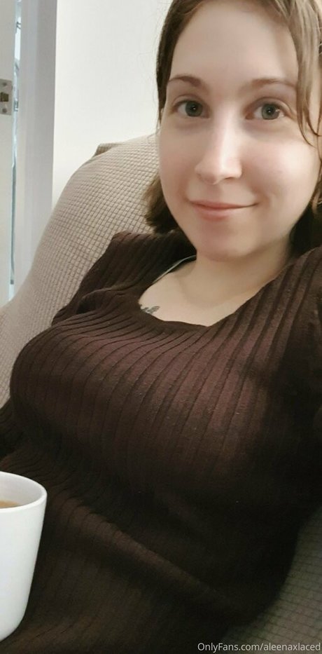 Aleenaxlaced