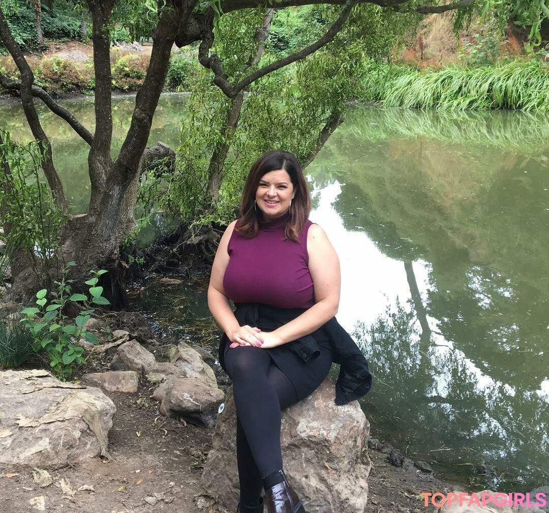 Foto desnuda filtrada de OnlyFans de Terrisa Bukovinac #42 Foto desnuda filtrada de OnlyFans de Terrisa Bukovinac #42