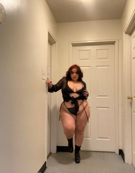 Foto desnuda filtrada de OnlyFans de Thickpebblesxx