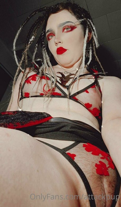 Foto desnuda filtrada de OnlyFans de Attackpup