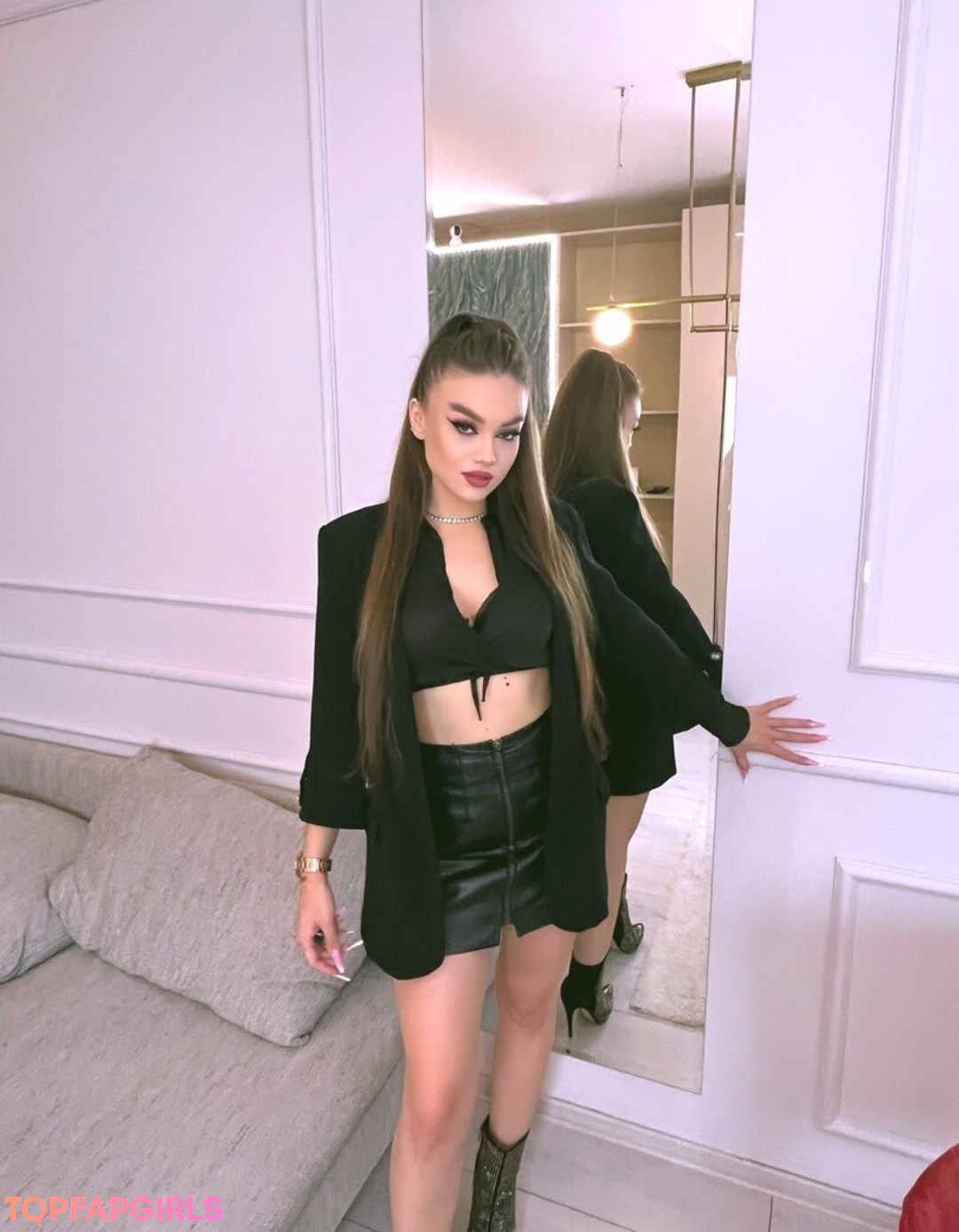 Foto desnuda filtrada de OnlyFans de Renatabianca1 #1 Foto desnuda filtrada de OnlyFans de Renatabianca1 #1