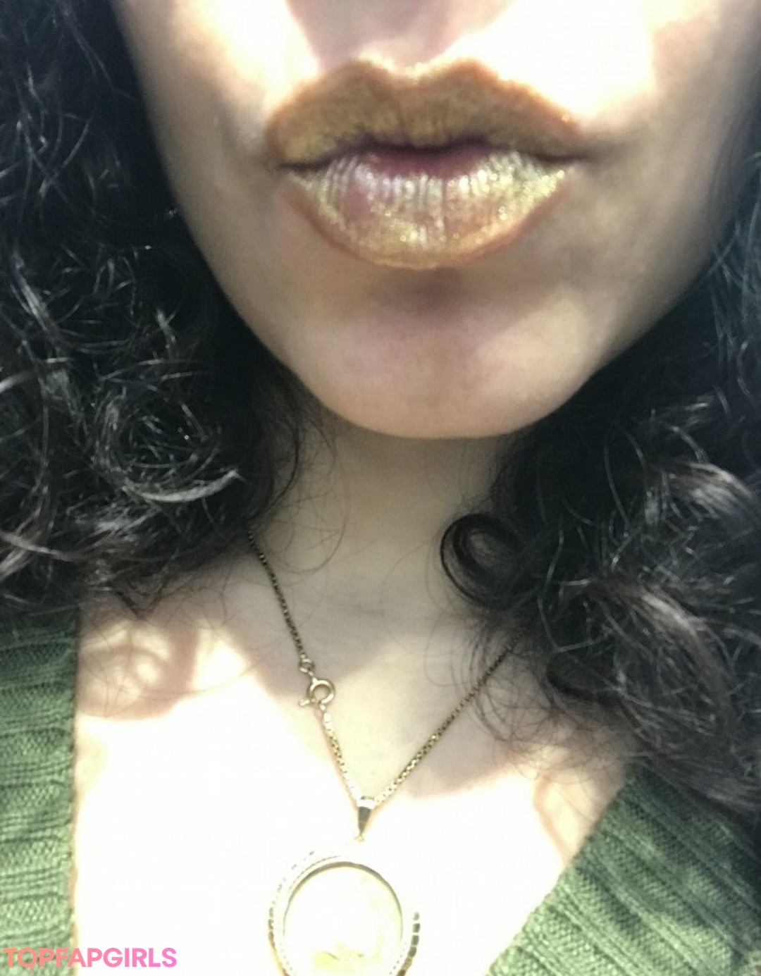 Foto desnuda filtrada de OnlyFans de Souzanhalabi #20 Foto desnuda filtrada de OnlyFans de Souzanhalabi #20