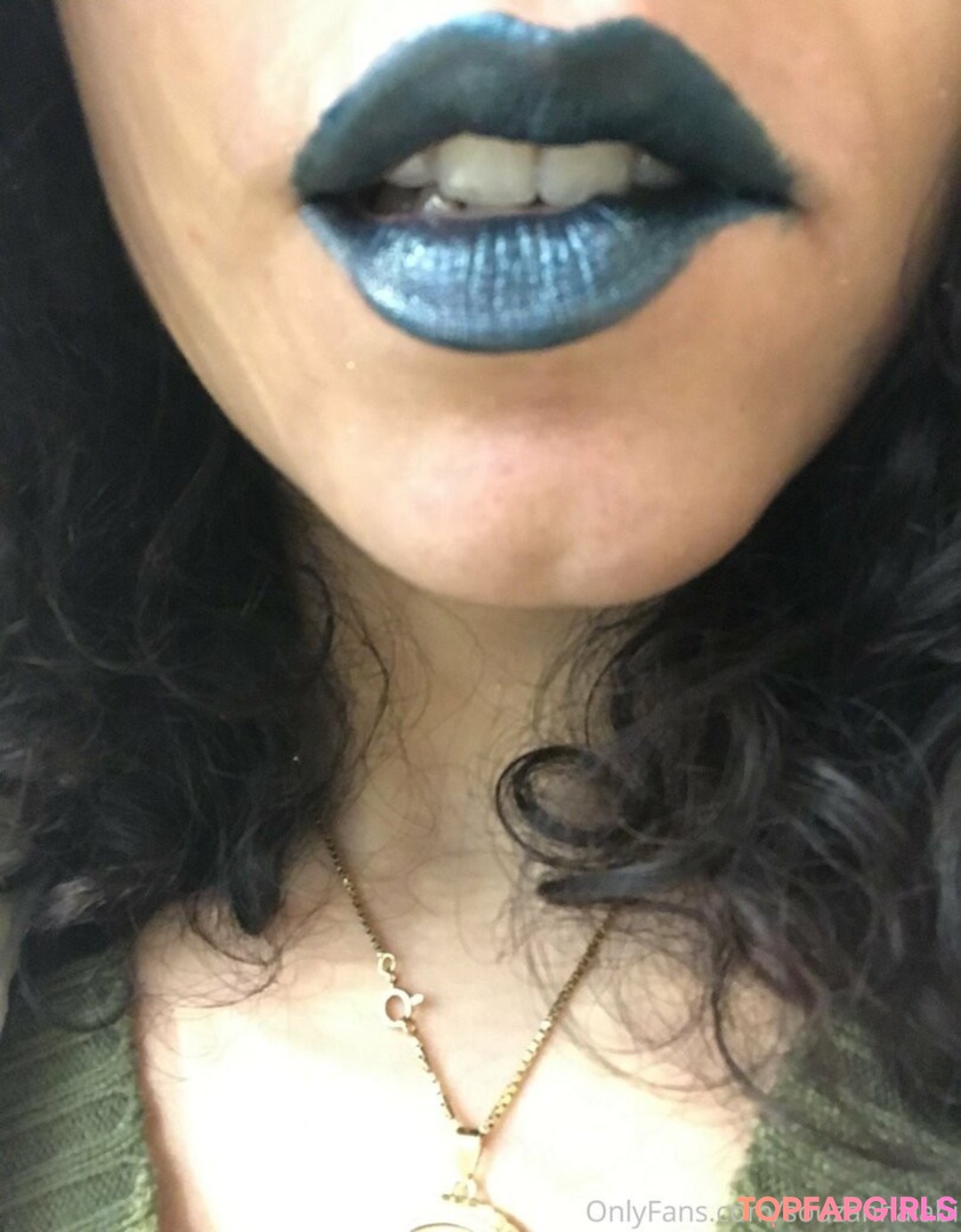 Foto desnuda filtrada de OnlyFans de Souzanhalabi #70 Foto desnuda filtrada de OnlyFans de Souzanhalabi #70