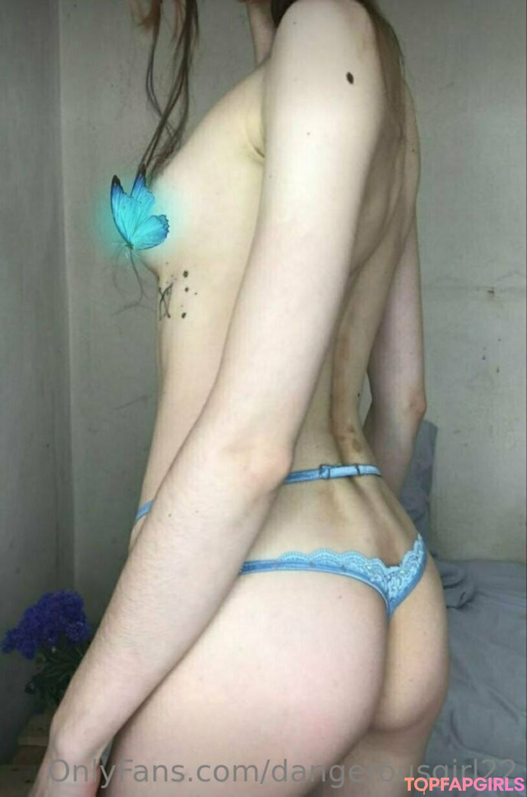 Foto desnuda filtrada de OnlyFans de Dangerousgirl22 #4 Foto desnuda filtrada de OnlyFans de Dangerousgirl22 #4