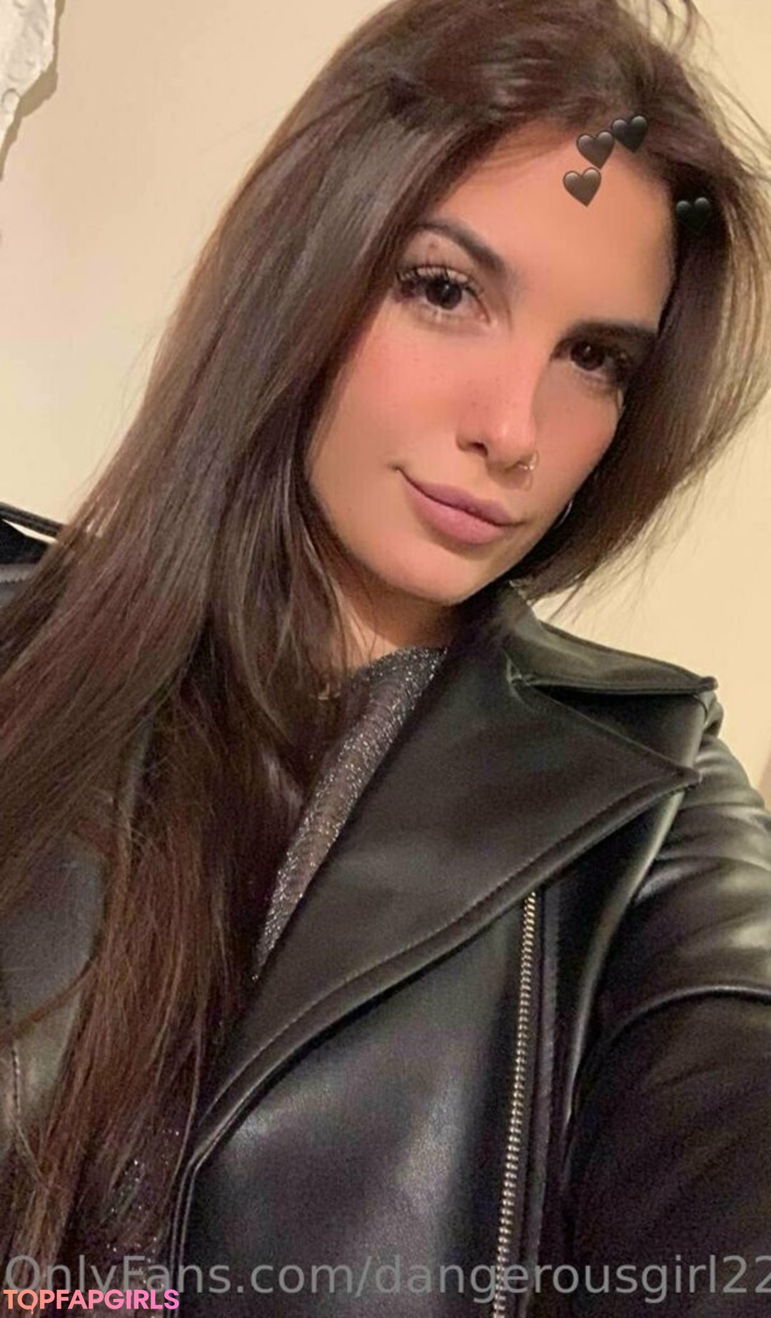 Foto desnuda filtrada de OnlyFans de Dangerousgirl22 #9 Foto desnuda filtrada de OnlyFans de Dangerousgirl22 #9