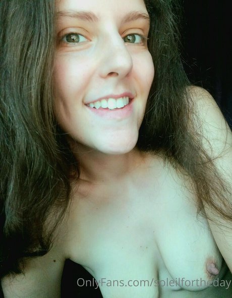 Foto desnuda filtrada de OnlyFans de Soleilfortheday