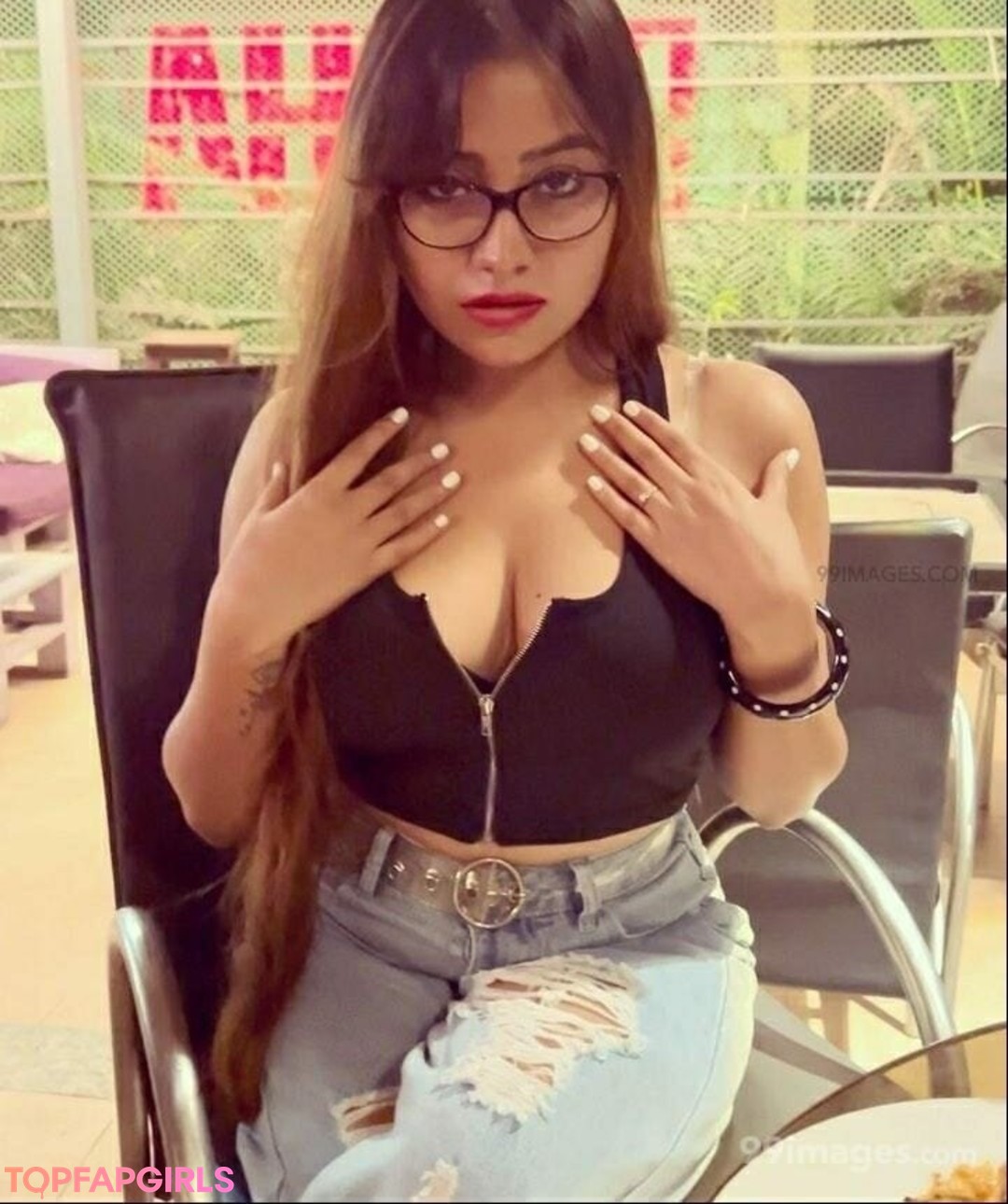 Foto desnuda filtrada de OnlyFans de Simran Kaur Hundal #576 Foto desnuda filtrada de OnlyFans de Simran Kaur Hundal #576
