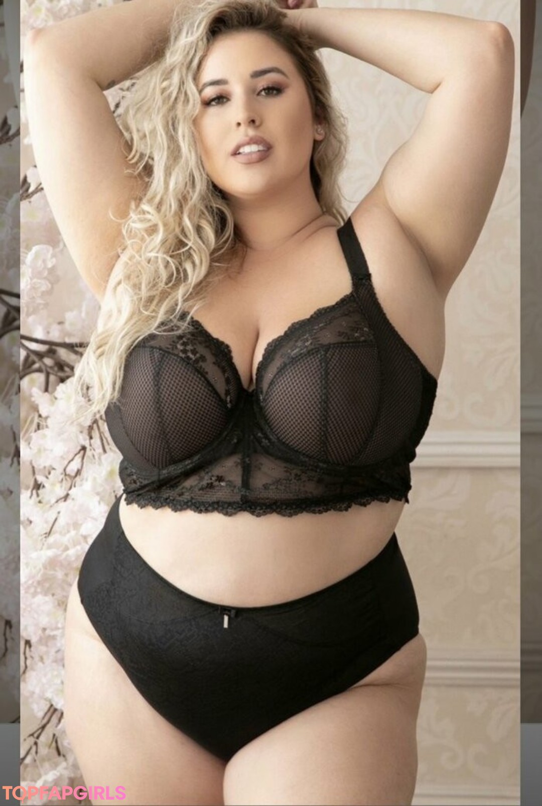 Foto desnuda filtrada de OnlyFans de Lo Sangstaaa #174 Foto desnuda filtrada de OnlyFans de Lo Sangstaaa #174