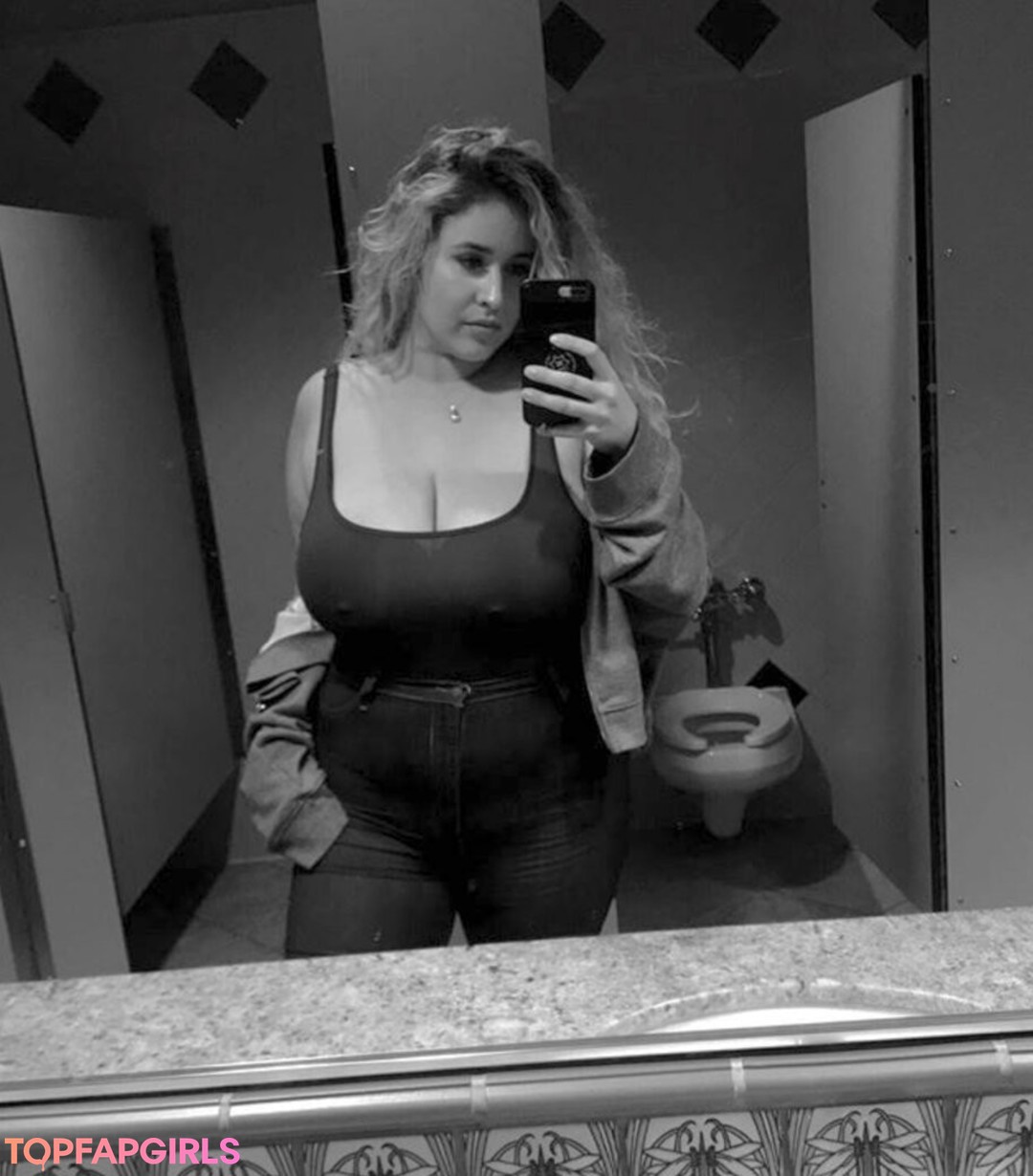 Foto desnuda filtrada de OnlyFans de Lo Sangstaaa #30 Foto desnuda filtrada de OnlyFans de Lo Sangstaaa #30