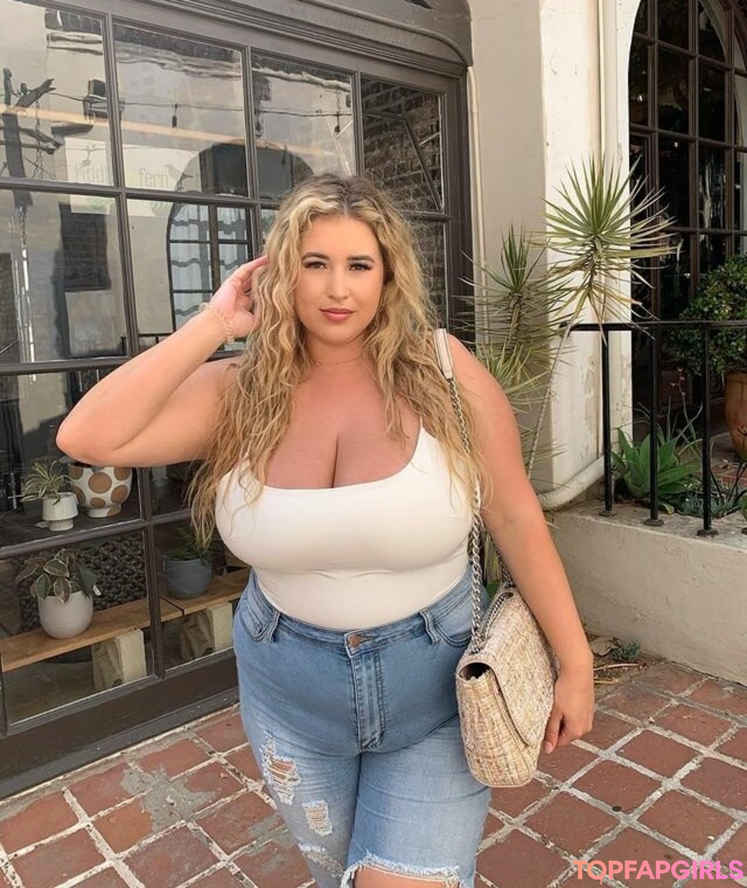 Foto desnuda filtrada de OnlyFans de Lo Sangstaaa #385 Foto desnuda filtrada de OnlyFans de Lo Sangstaaa #385