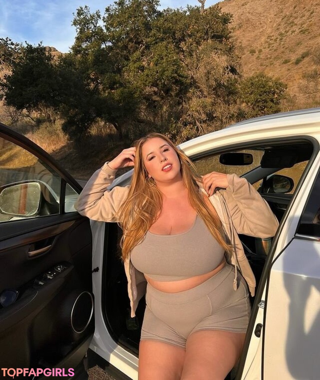 Foto desnuda filtrada de OnlyFans de Lo Sangstaaa #397 Foto desnuda filtrada de OnlyFans de Lo Sangstaaa #397