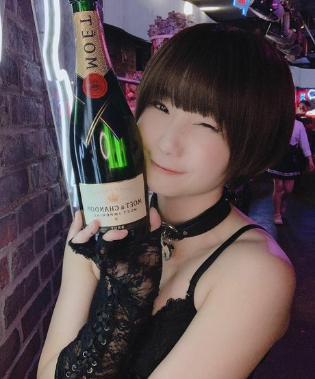 Ayame_apricot