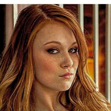 Leanna Decker