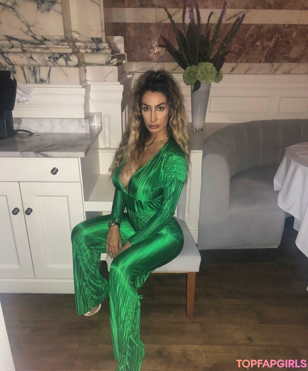 Foto desnuda filtrada de OnlyFans de Payvand Mesbah #88 Foto desnuda filtrada de OnlyFans de Payvand Mesbah #88