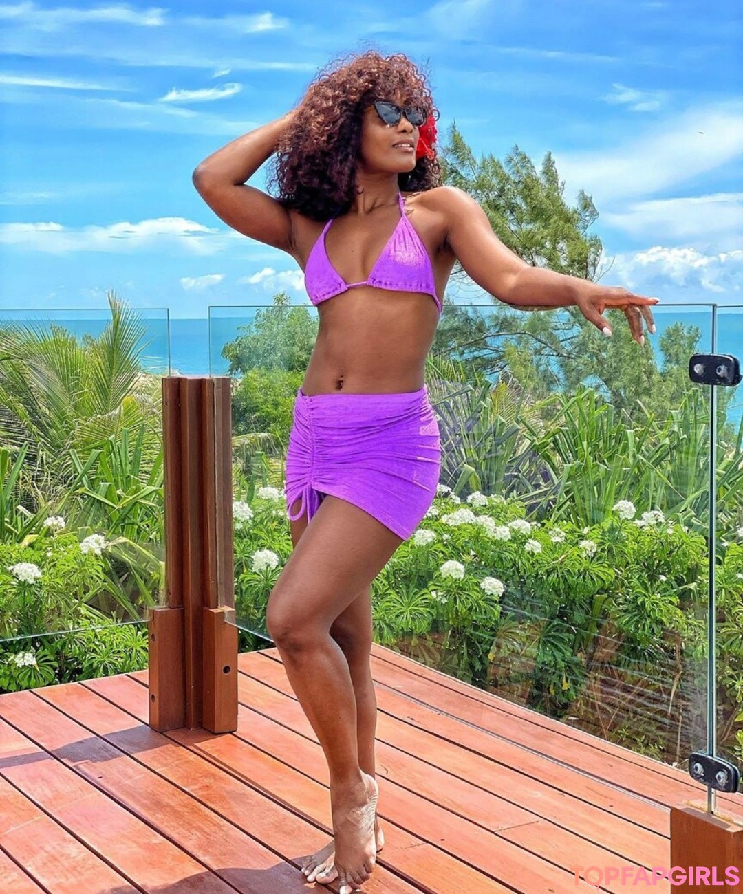 Foto desnuda filtrada de OnlyFans de Erika Januza #18 Foto desnuda filtrada de OnlyFans de Erika Januza #18