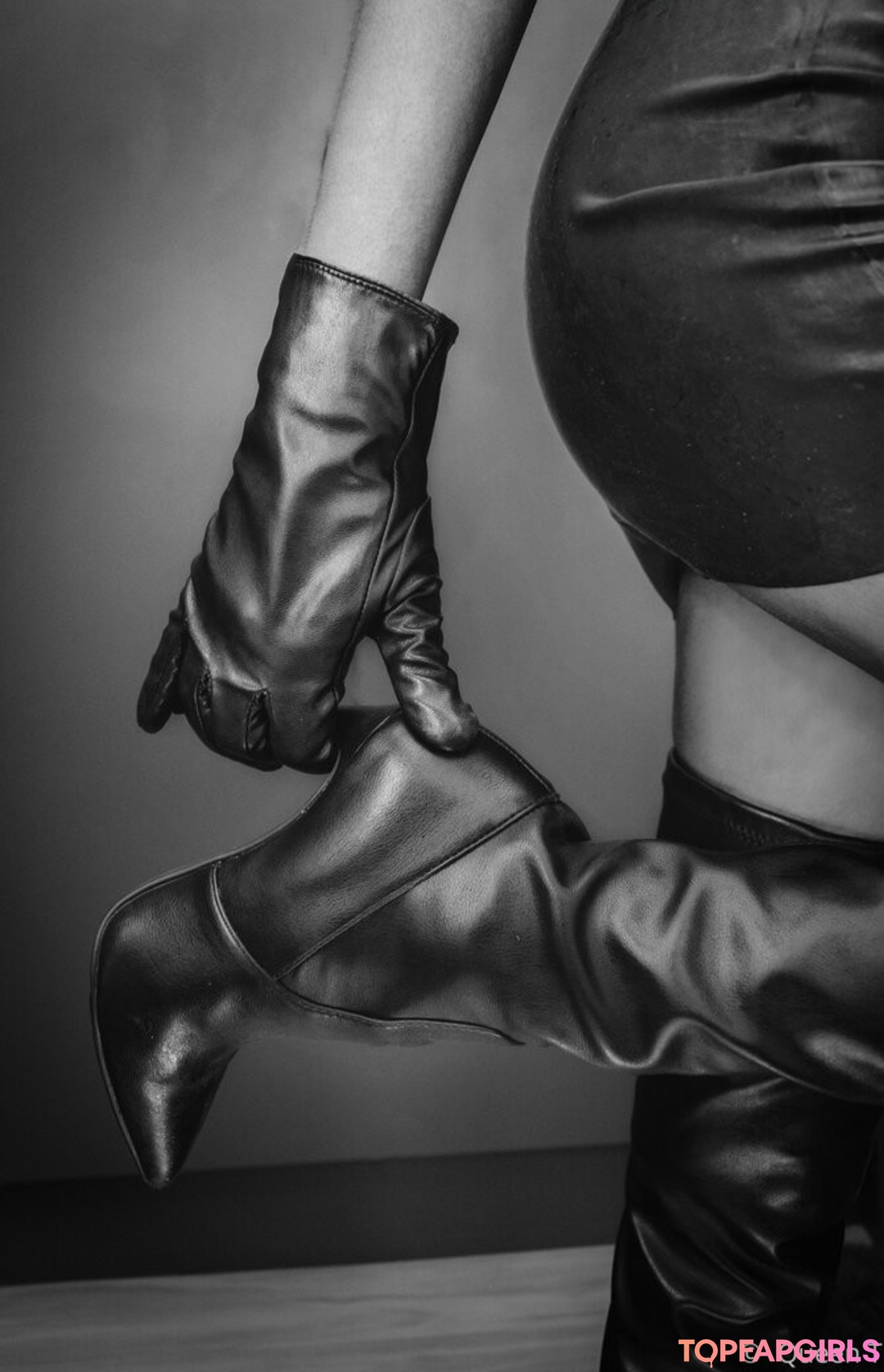 Foto desnuda filtrada de OnlyFans de Thequeentrish #74 Foto desnuda filtrada de OnlyFans de Thequeentrish #74