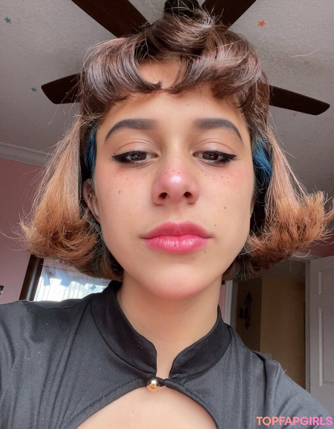 Foto desnuda filtrada de OnlyFans de Littlebunnygrl #124 Foto desnuda filtrada de OnlyFans de Littlebunnygrl #124