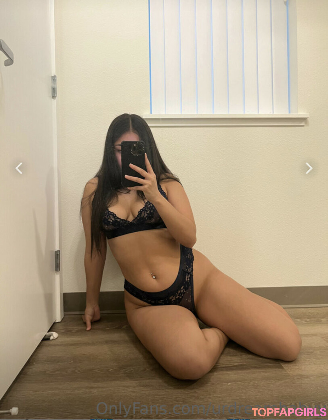 Foto desnuda filtrada de OnlyFans de Aaliyahrmorales #6 Foto desnuda filtrada de OnlyFans de Aaliyahrmorales #6