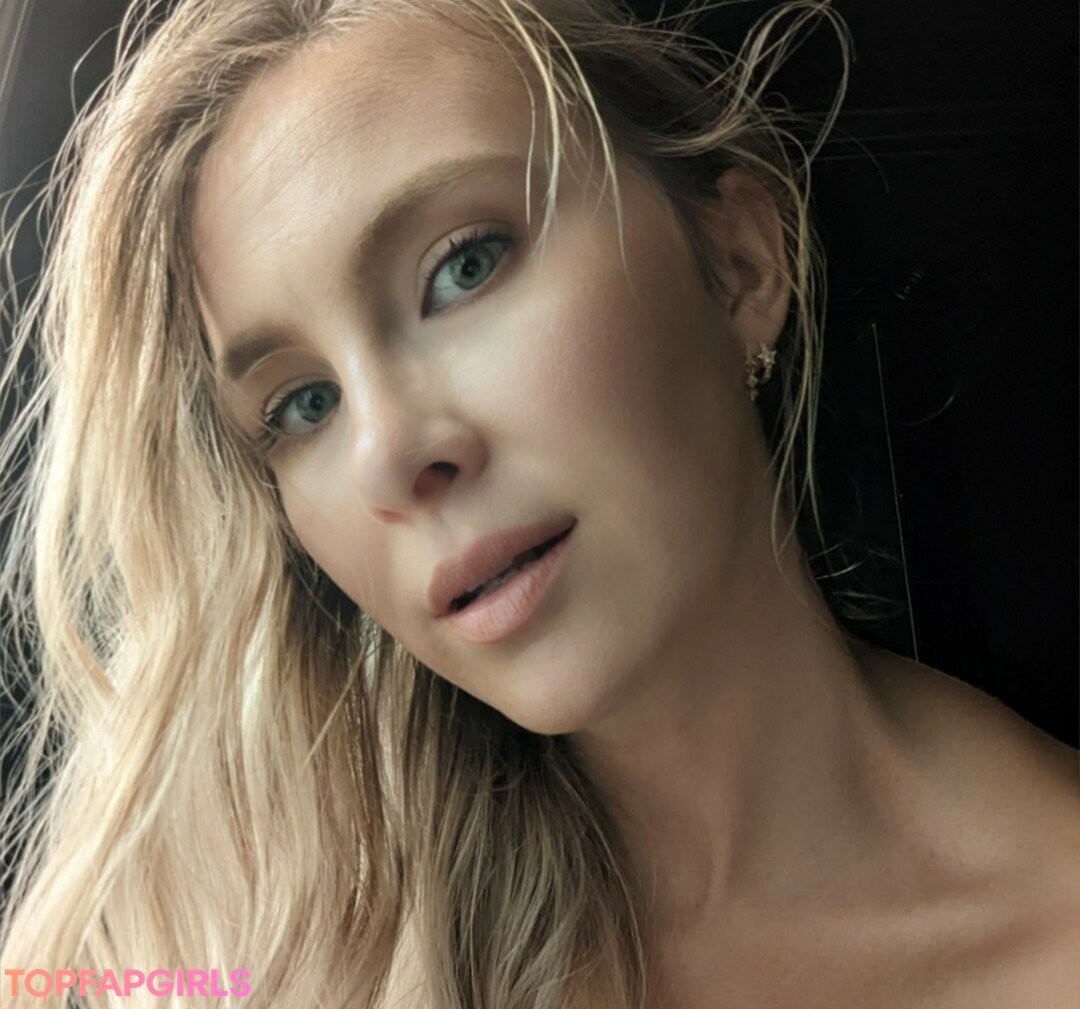 Foto desnuda filtrada de OnlyFans de Mallory Moore #2 Foto desnuda filtrada de OnlyFans de Mallory Moore #2