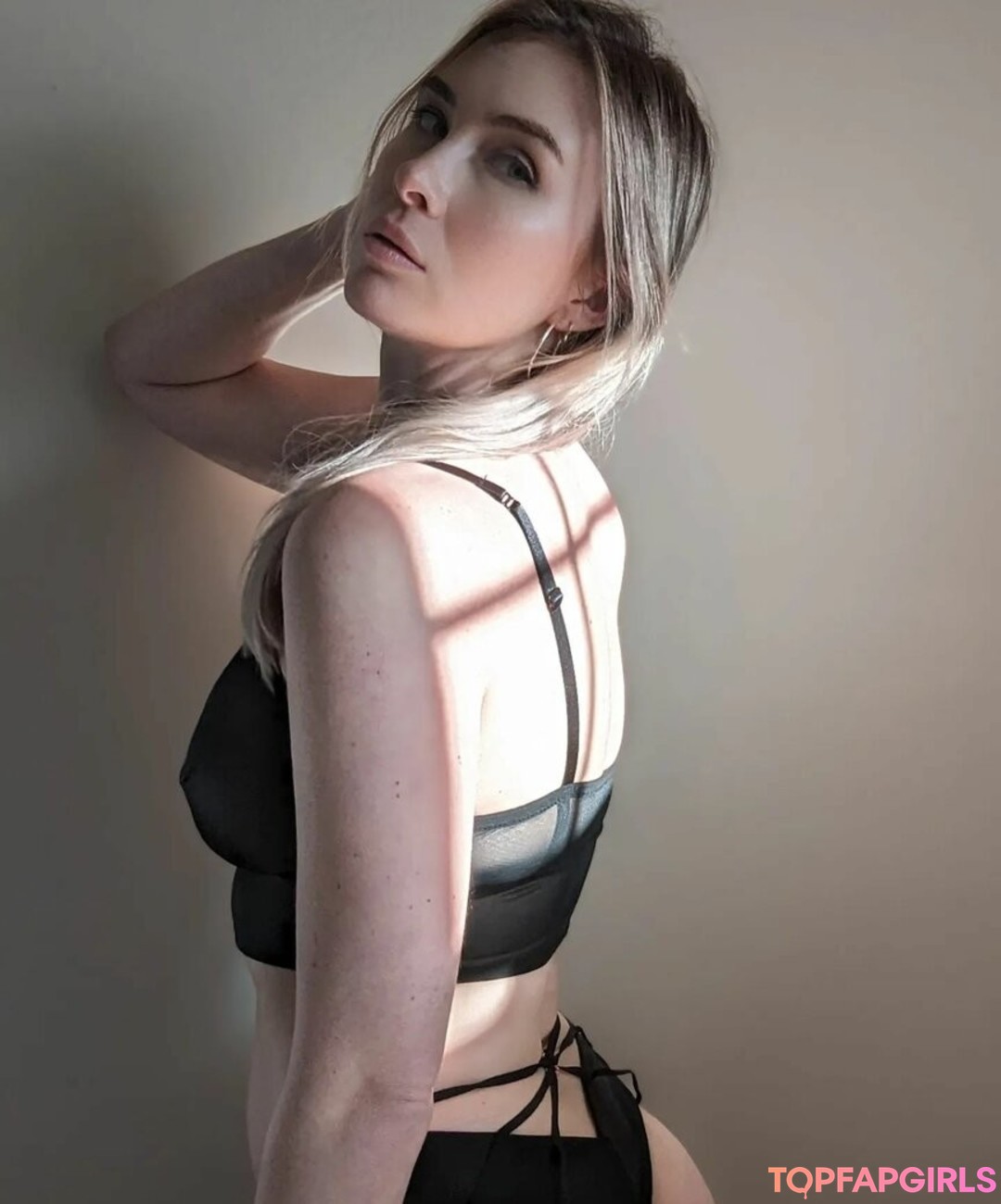 Foto desnuda filtrada de OnlyFans de Mallory Moore #71 Foto desnuda filtrada de OnlyFans de Mallory Moore #71