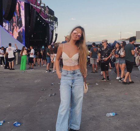 Foto desnuda filtrada de OnlyFans de Daniella Chechia