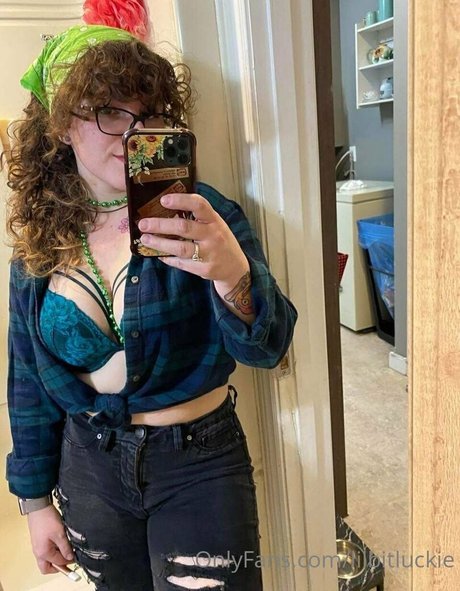 Foto desnuda filtrada de OnlyFans de Lilbitluckie