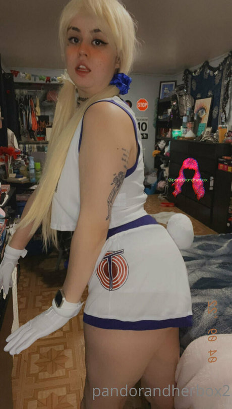 Foto desnuda filtrada de OnlyFans de Pandorandherbox2