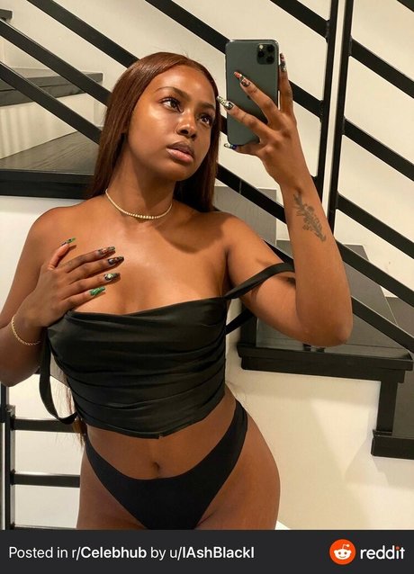 Foto desnuda filtrada de OnlyFans de Justine Skye