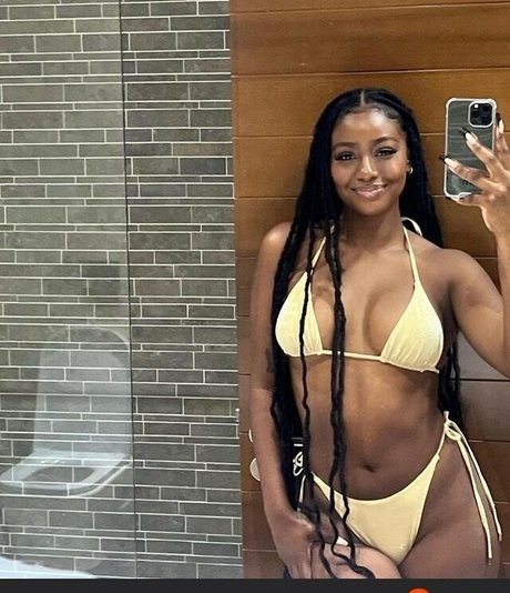 Justine Skye