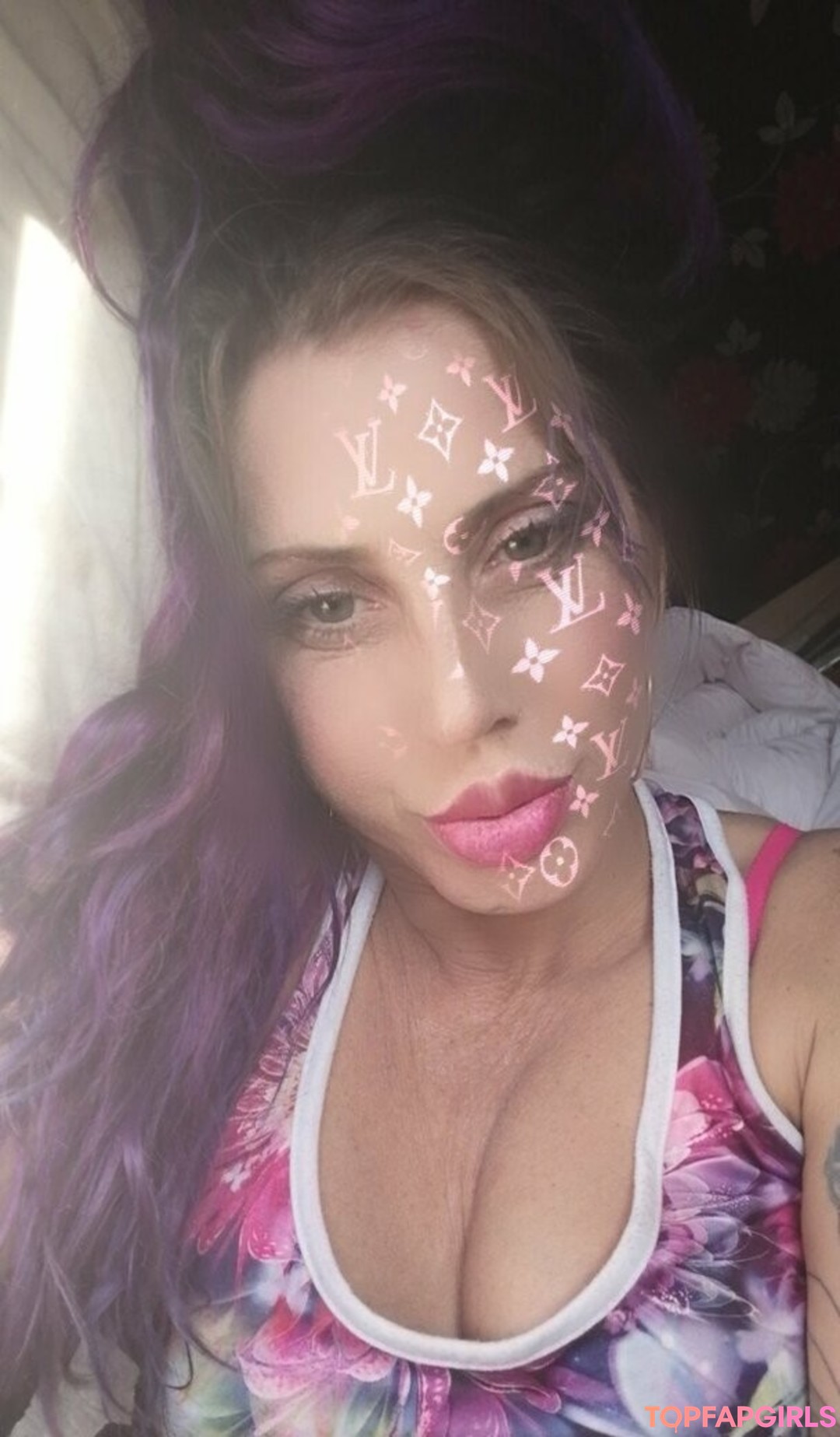 Foto desnuda filtrada de OnlyFans de Britishmumanddaughter #10 Foto desnuda filtrada de OnlyFans de Britishmumanddaughter #10