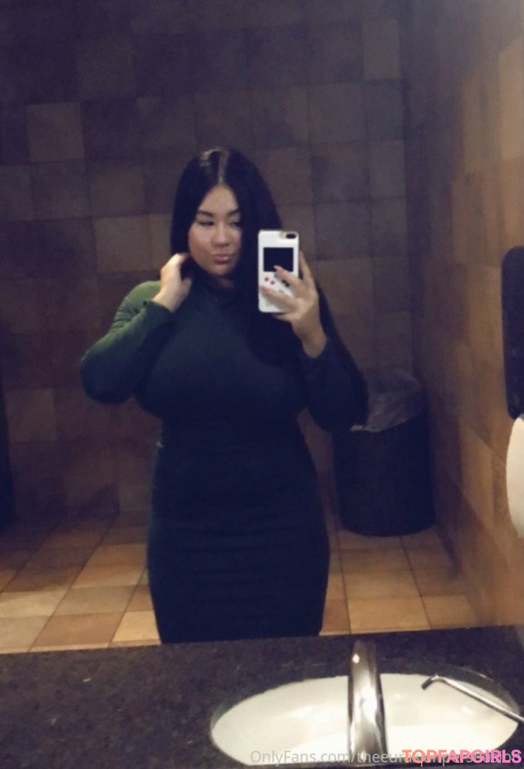 Foto desnuda filtrada de OnlyFans de Theeurasianpersuasion #119 Foto desnuda filtrada de OnlyFans de Theeurasianpersuasion #119